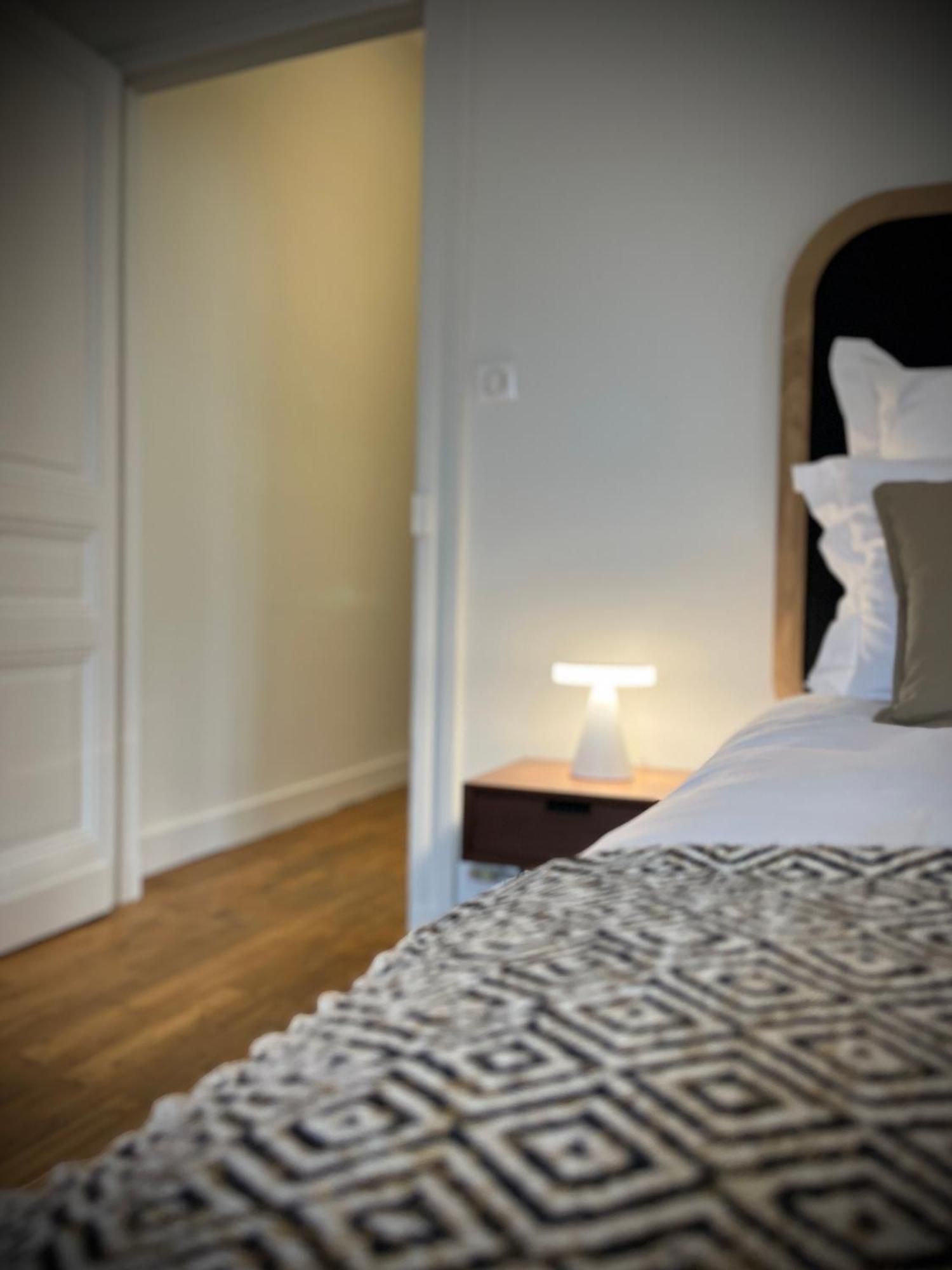 Hotel Richard Lequet Domaine Gastronomique Du Val D Atur Boulazac Isle Manoire Esterno foto